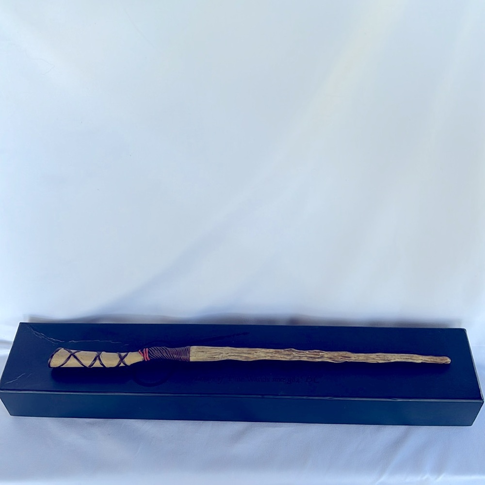 NIB Wizarding World Harry Potter Ollivanders Birch 1 Wand SKU 1230263-2 - Picture 3 of 8